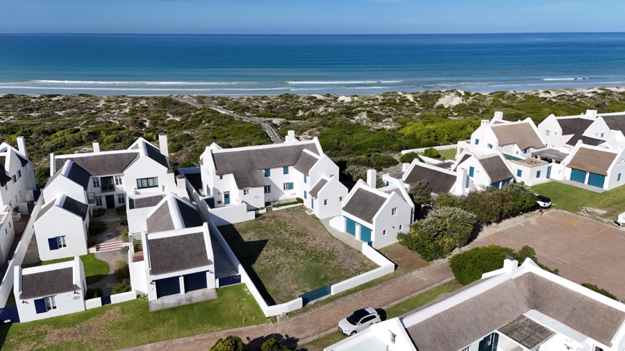 5 Bedroom Property for Sale in Struisbaai Western Cape